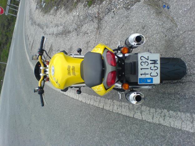 aPRILIA sl 1000 fALCO