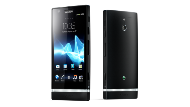 Sony Xperia P con 2 smart tags