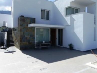 Chalet con 3 dormitorios se vende en Alhaurin de la Torre