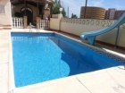 Chalet con 5 dormitorios se vende en Fuengirola, Costa del Sol - mejor precio | unprecio.es