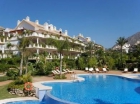 Apartamento con 3 dormitorios se vende en Marbella, Costa del Sol - mejor precio | unprecio.es