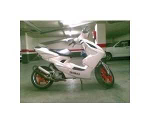 YAMAHA AEROX 50