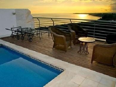 Apartamento con 3 dormitorios se vende en Marbella, Costa del Sol