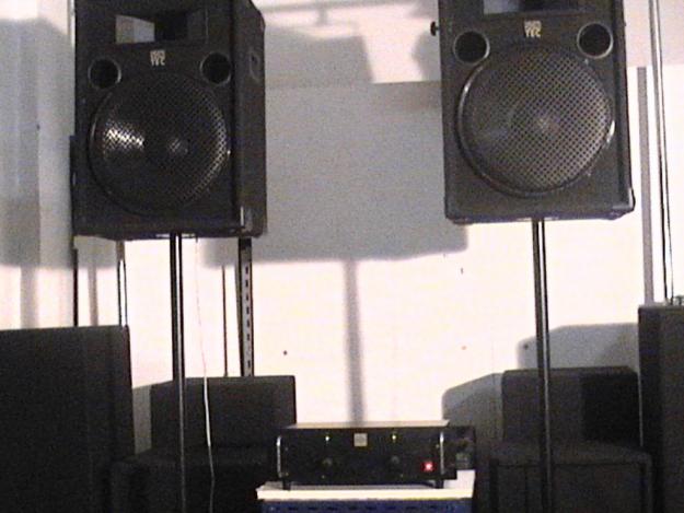 EQUIPO SONIDO PROFESIONAL 800W.RMS.