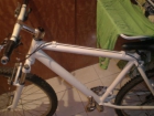 SE VENDE BICICLETA MARCA BH MUI NUEVA CON LAS RUEDAS NUEVAS TIENE TODO BIEN ES DE ALUMIN - mejor precio | unprecio.es