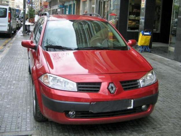 Venta de coche Renault Megane 1.9DCI Gran Tour '04 en Palma De Mallorca