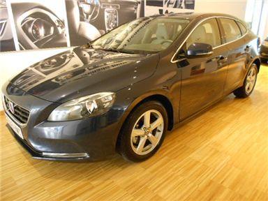 Volvo v40 d2 momentum drive