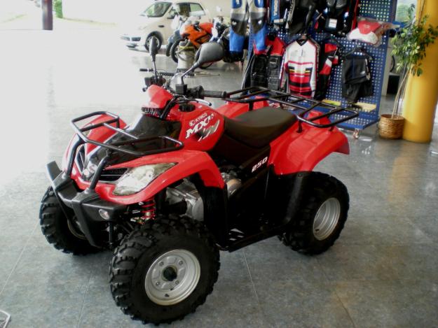 KYMCO MXU 250 AÑO 2005