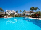 Apartamento con 3 dormitorios se vende en Marbella, Costa del Sol - mejor precio | unprecio.es
