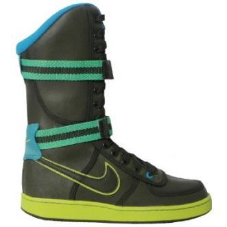 botas nike y puma invierno.