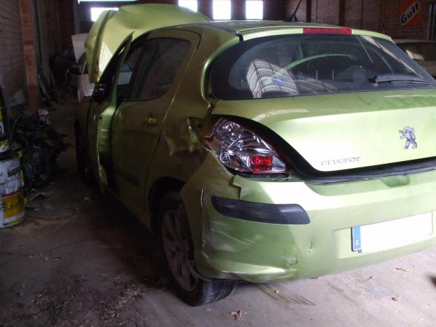 VENDO PEUGEOT 308 HDI SPORT 110CV, CON 45.000 KM PARA DESGUACE