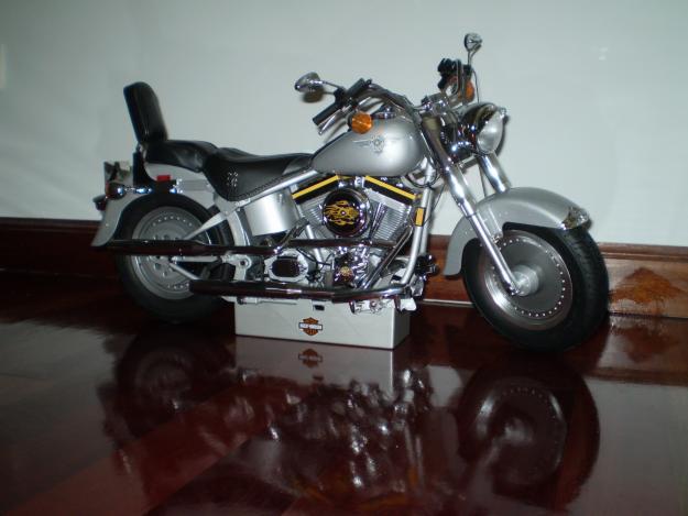 Maqueta Harley Fat  Boy a escala 1:4