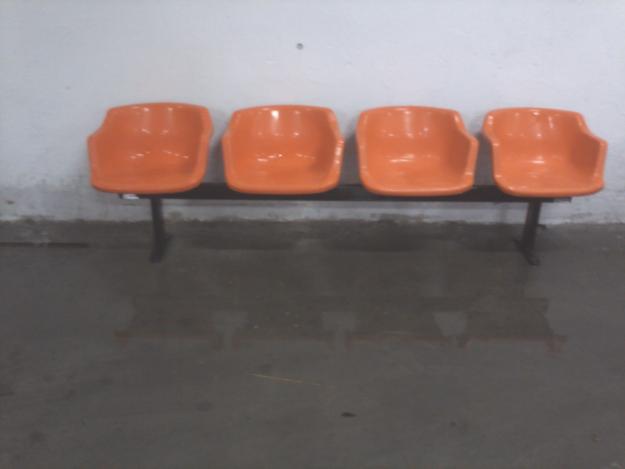 Banquetas de espera ¡nuevas!