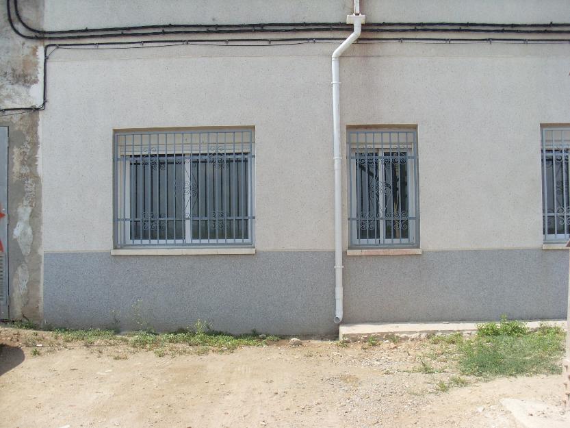 Particular alquila  calle  27 bajo