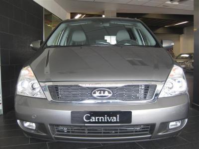 Kia Carnival 2.2CRDI Emotion