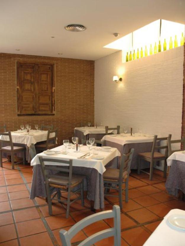 En traspaso elegante Bar Restaurante 320m² con terraza en zona Pinar de Chamartín – Arturo
