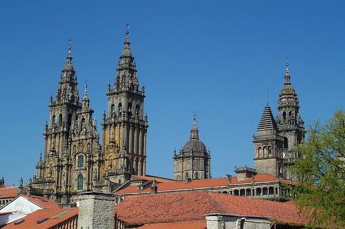 Reparamos tejados en Santiago de Compostela.Mantenimientos.Comunidades