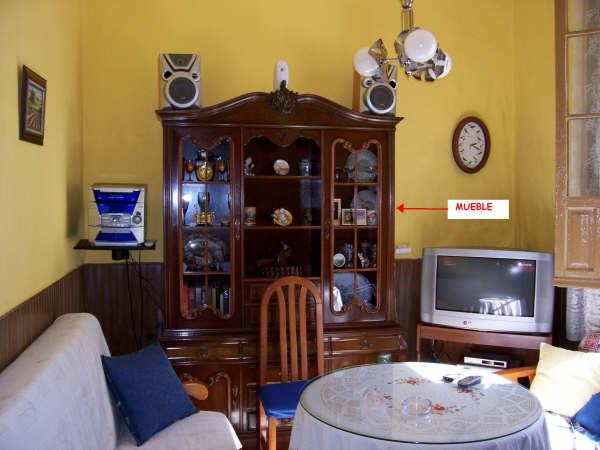 Vendo mueble de madera de pino macizo