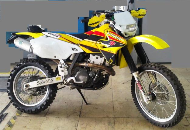 MOTO SUZUKI DR Z400 E