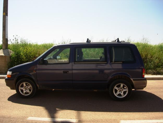 Chrysler voyager, 7 plazas, 2500 euros negociable....