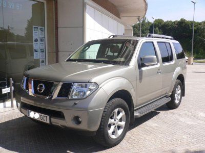 NISSAN PATHFINDER 2.5 DCI LE AUT +PLUS + BOSE  - Barcelona