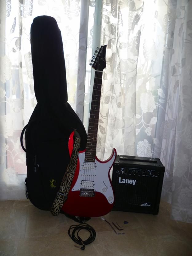 Pack de guitarra y accesorios