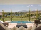 Chalet con 6 dormitorios se vende en Estepona, Costa del Sol - mejor precio | unprecio.es