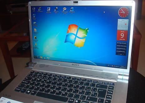 Sony VAIO VGN-FW11J - Core 2 Duo P8400 2.26 GHz - 16