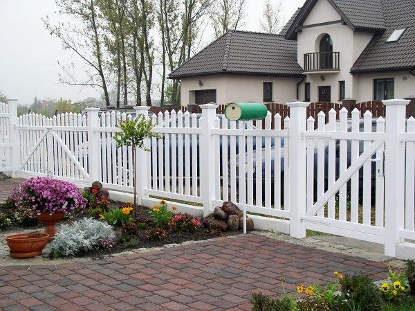 Vallados y cercados para jardin ,piscinas e industria agroalimentaria