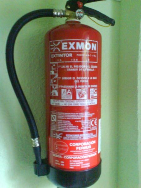 Extintor Polvo A B C 6Kilos