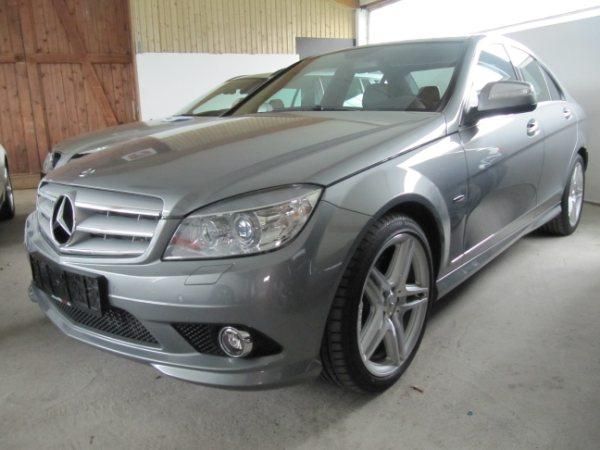 Mercedes-Benz C 320 CDI PAKETE AMG-BIXENON-PIEL-LLANTAS 18