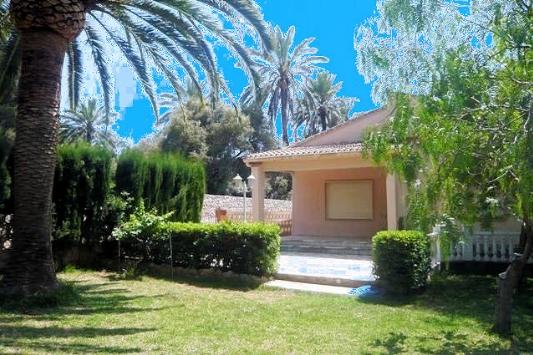 4 Dormitorio Chalet En Venta en Dénia, Alicante