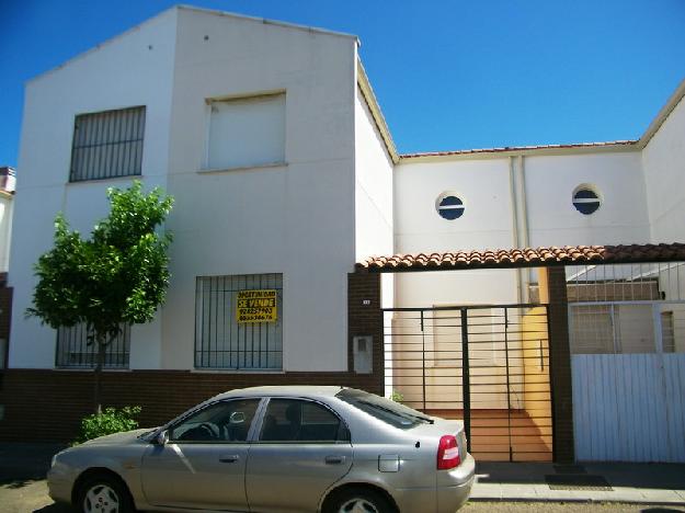 Casa adosada en Talavera la Real