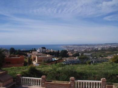 Chalet con 4 dormitorios se vende en Benalmadena Pueblo, Costa del Sol