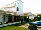 Chalet con 5 dormitorios se vende en Chilches - mejor precio | unprecio.es
