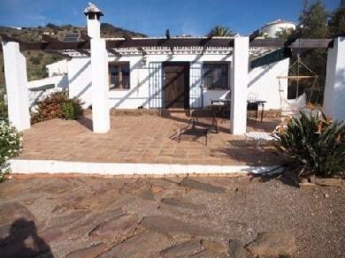Chalet con 2 dormitorios se vende en Algarrobo, Axarquia