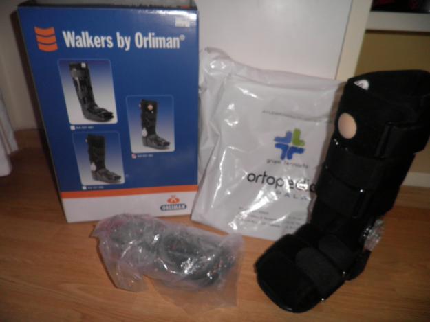 VENDO BOTA ORTOPEDICA PARA ESGUINCES Y FRACTURAS - 80 EUROS -