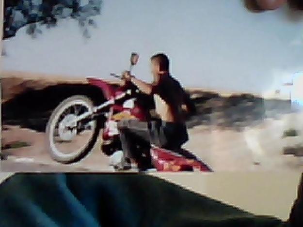 motor hispania del del 2002 roja va muy bien.