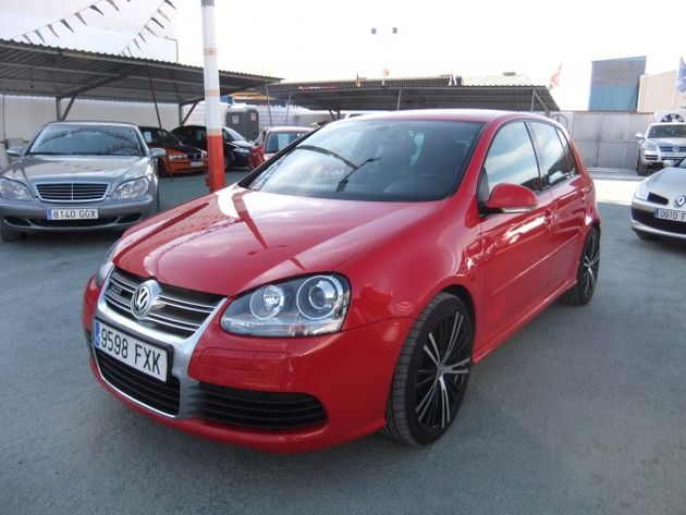 VOLKSWAGEN Golf 3.2 V6 R32 4Mot.