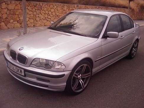 BMW Serie 3 330 d tiptronic vendo .