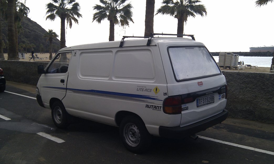 Furgon toyota liteace