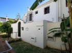 Adosado con 2 dormitorios se vende en Marbella, Costa del Sol - mejor precio | unprecio.es