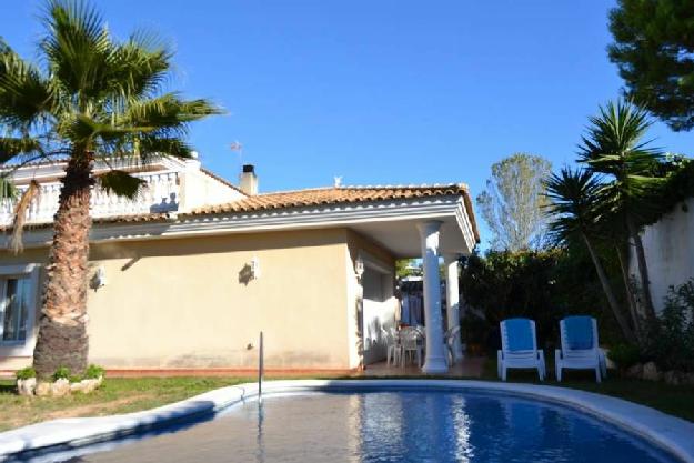 Chalet en venta en Sant Pere de Ribes, Barcelona (Costa Garraf)