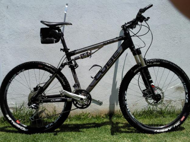 MTB CUBE BICI DOBLE SUSPENSION