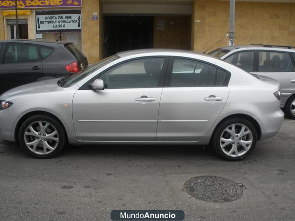 SE VENDE MAZDA 3