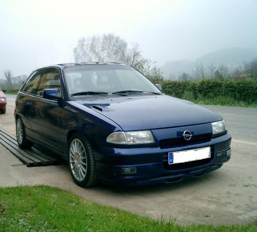 Se vende Opel Astra GSi 2.0 16V 150cv