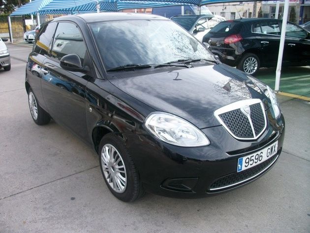 LANCIA Y  1.3JTD ORO