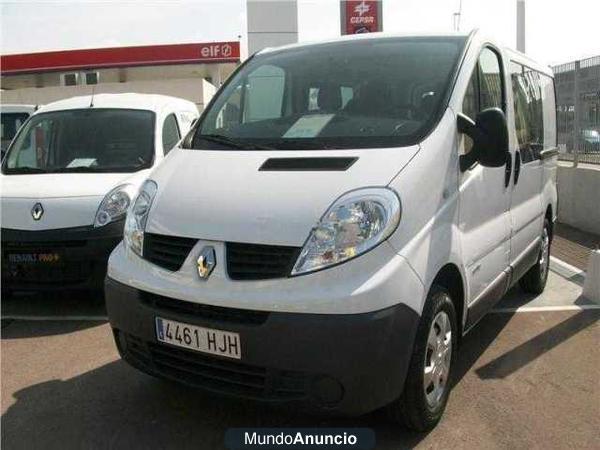 Renault Trafic Passenger Combi 9 2700 Corto