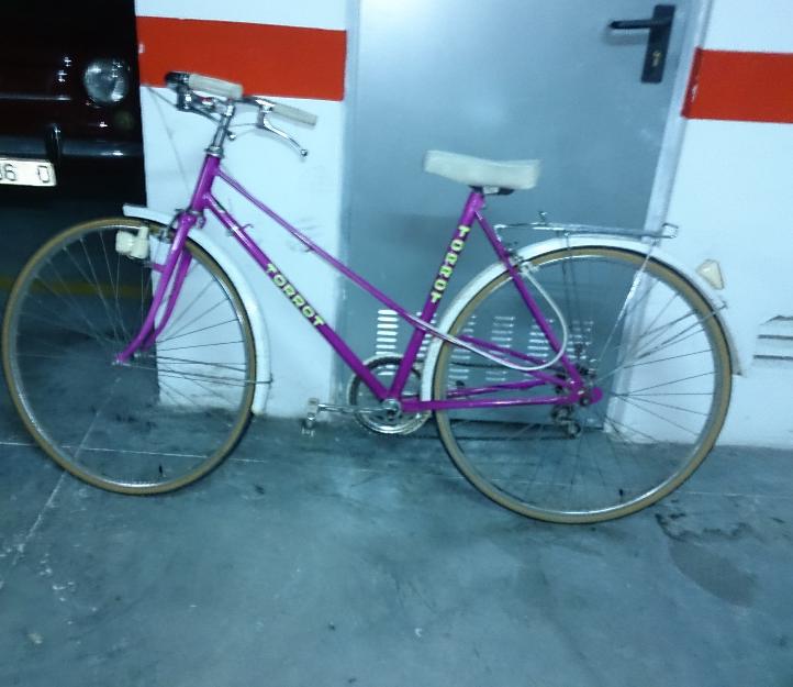 Se vende bicicleta de paseo antigua torrot para mujer