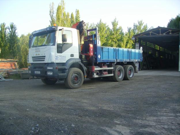 SE VENDE CAMION IVECO TRACCIONADO BASCULANTE. AÑO 2005. POCOS KILOMETROS. La Rioja